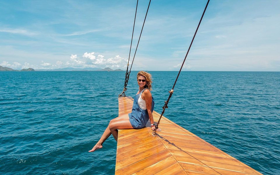 Passeio de barco em Komodo